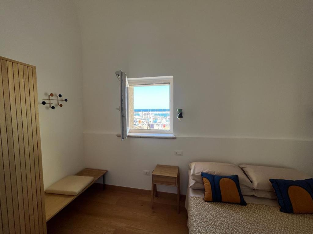 Palazzo Lamantea Boutique Rooms Bisceglie Bagian luar foto