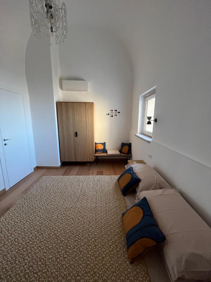 Palazzo Lamantea Boutique Rooms Bisceglie Bagian luar foto