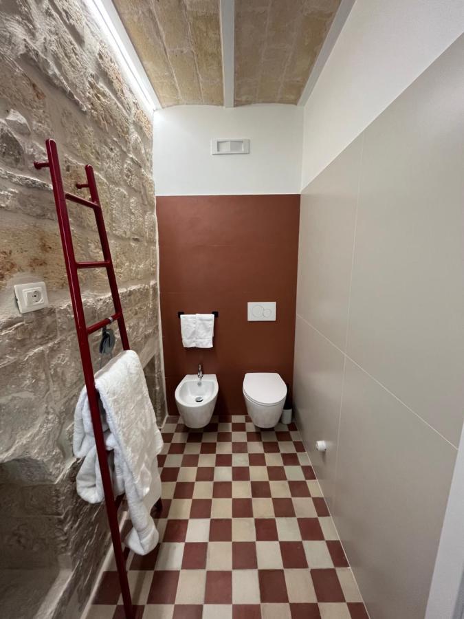 Palazzo Lamantea Boutique Rooms Bisceglie Bagian luar foto